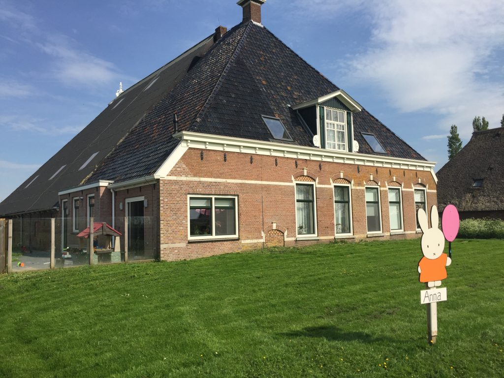 Melkveebedrijf te Wyns Melkveebedrijf te Wyns